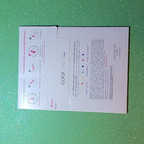 Color Street Real Nail Polish Strips Raise Your Voice RETIRED - Picture 2 of 3